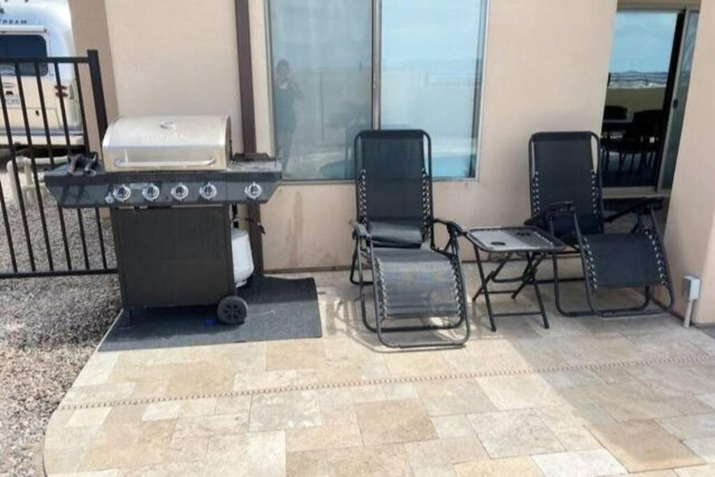 Havasu Retreat! Pool, Spa, Gym & View Lake Havasu City Bagian luar foto